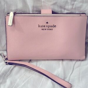 Kate Spade medium phone wallet in great condition